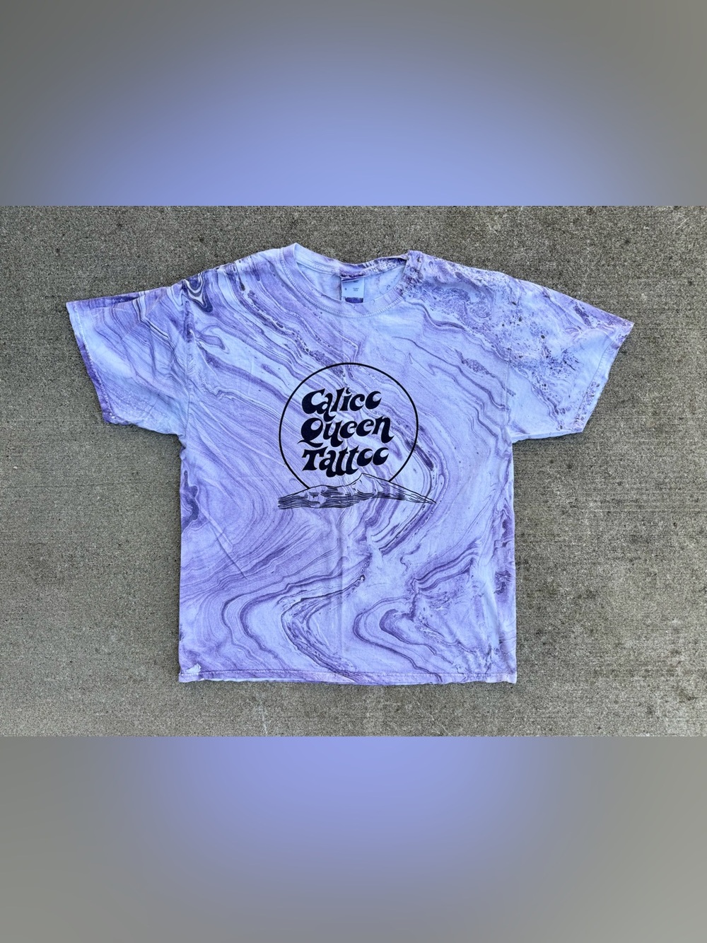 Calico Queen Tattoo T-shirt - Large - Custom Dyed Purple Marble Tie Dye